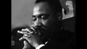MLK praying